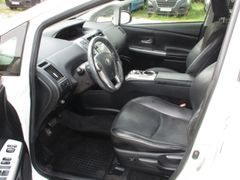 Fahrzeugabbildung Prius+ Comfort 7-Sitzer 1 Hand LED Keyless Entry