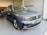 Volkswagen Tiguan 2.0 TSI 190 CV DSG 4MOTION Adv - Volkswagen Tiguan mit Benzin-Antrieb: Kombi