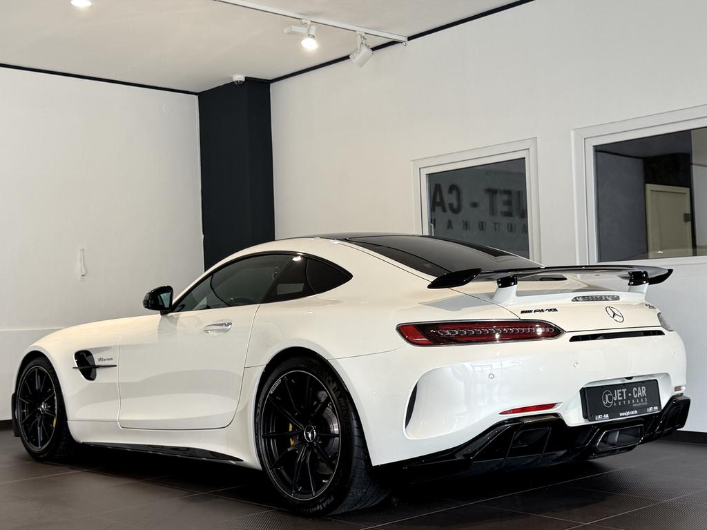 Mercedes-Benz AMG GT R