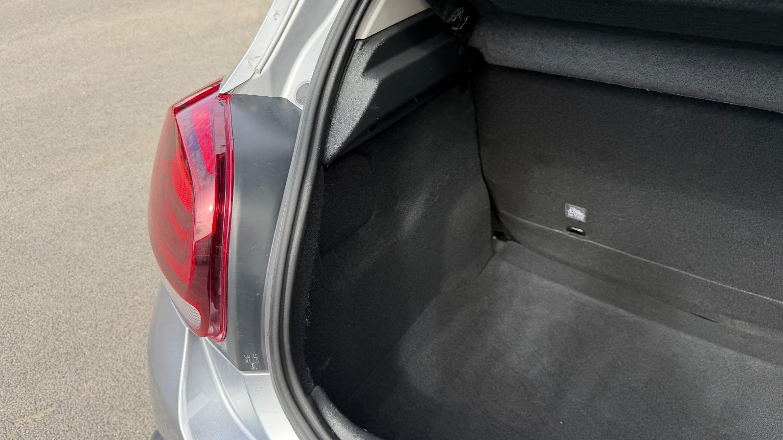 Citroën C3 Feel, Sitzheizung, Einparkhilfe, LED