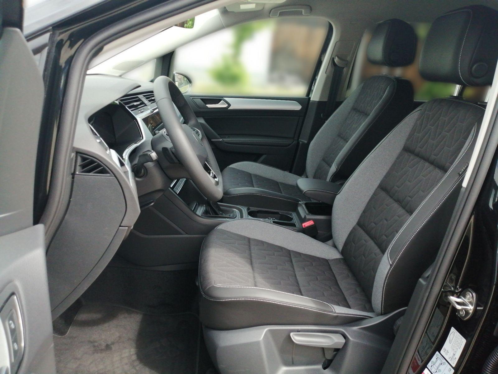 Volkswagen Touran Energy 1.5TSI DSG / 7-Sitze, CarPlay, ACC