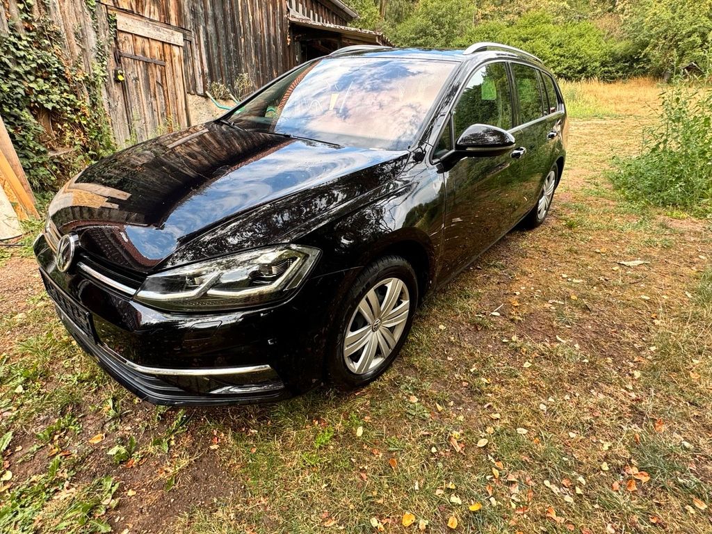 Image of Volkswagen Golf