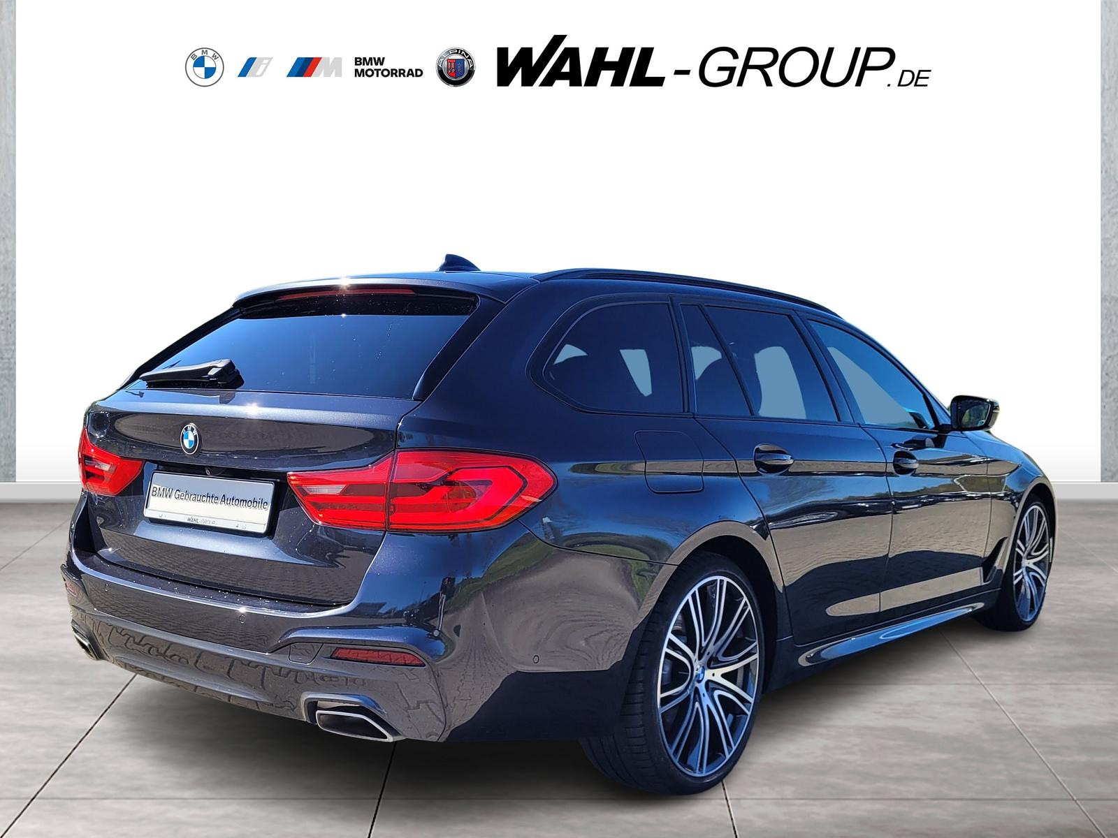 BMW 540i xDrive TOURING M SPORT NAVI LEDER AHK PANO 