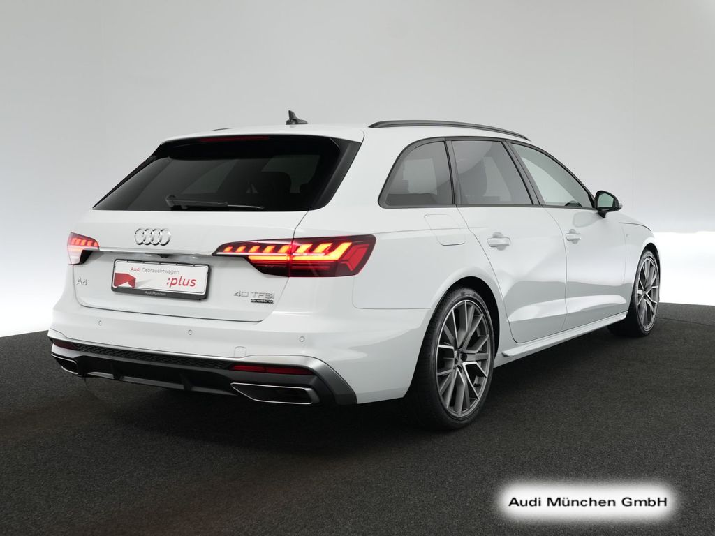 AUDI A4 2024