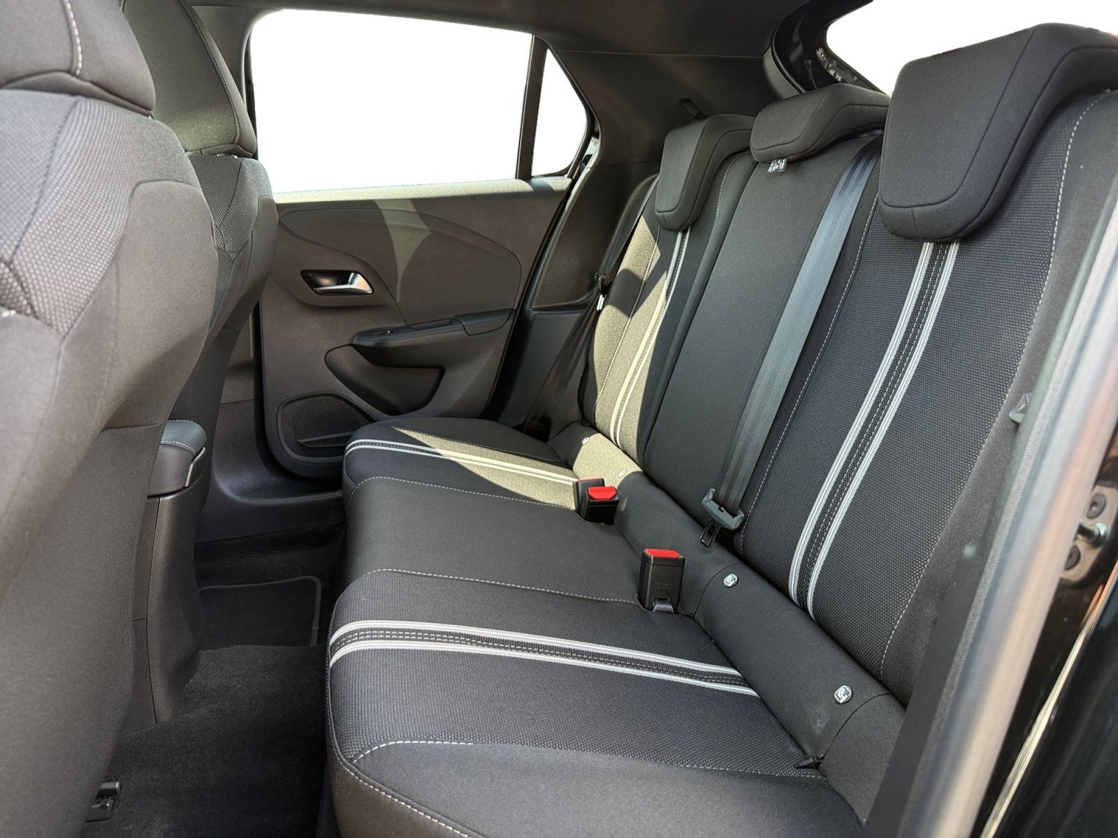 Fahrzeugabbildung Opel Corsa F 1.2 Turbo GS PANO RFK IntelliLux