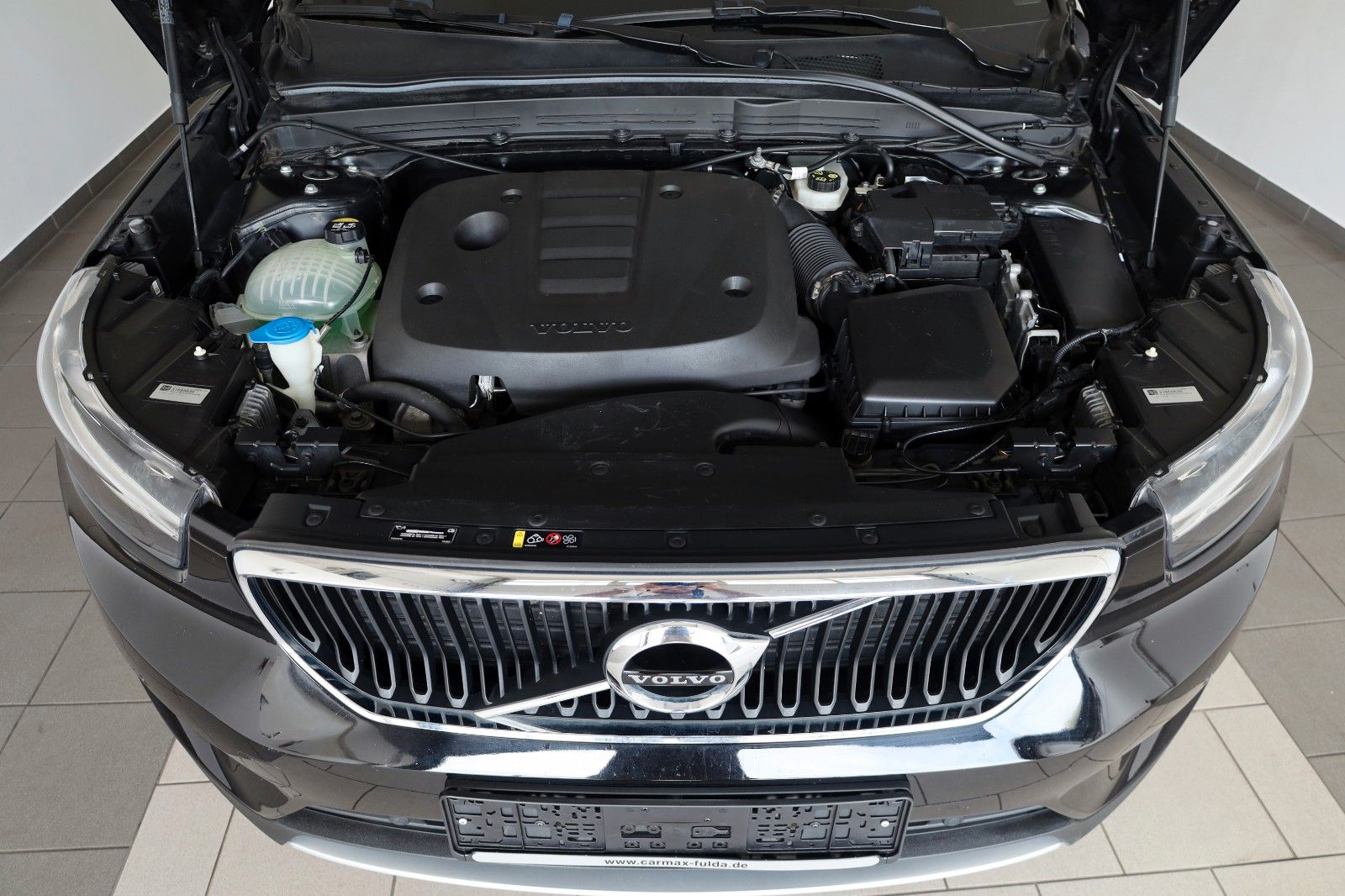 Fahrzeugabbildung Volvo XC40 Momentum Pro,T.Leder,Navi,LED,Kamera,