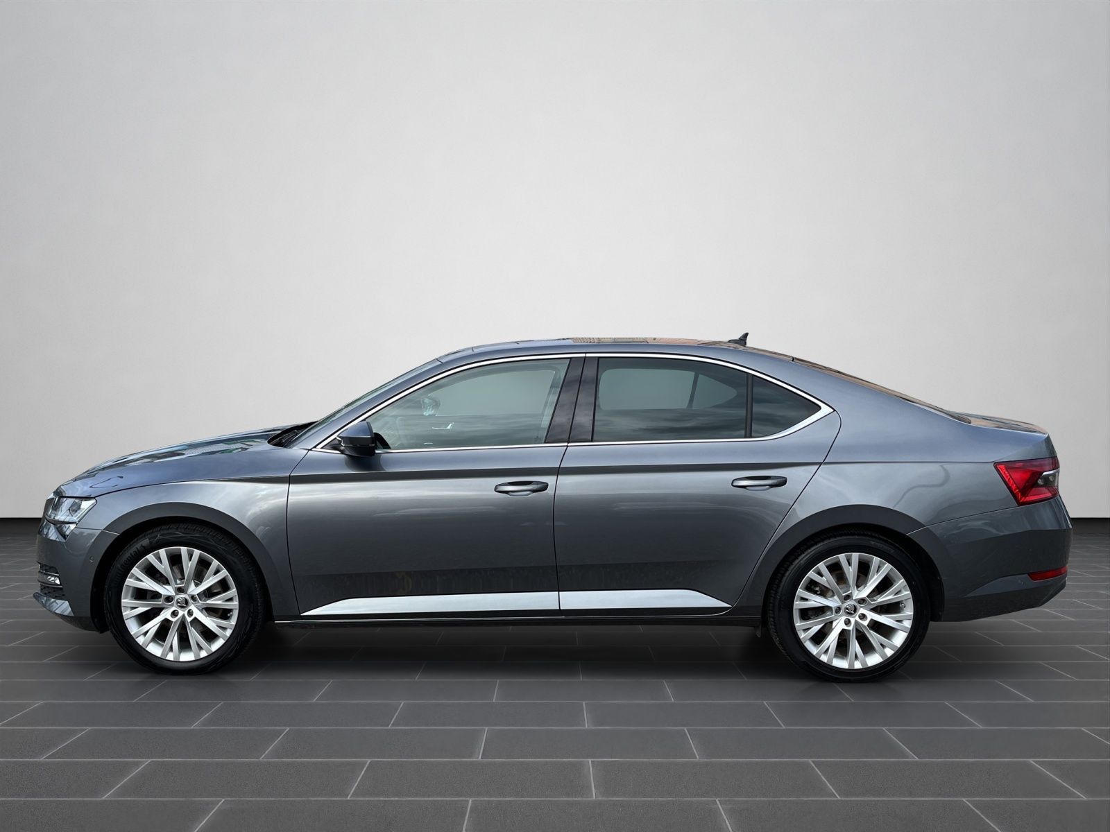 Skoda Superb - Bild 7