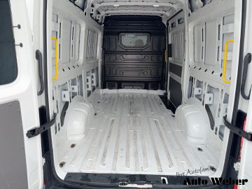 Volkswagen Crafter - 11