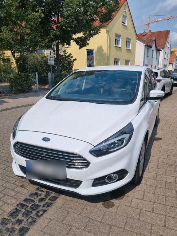 Image of Ford S-Max