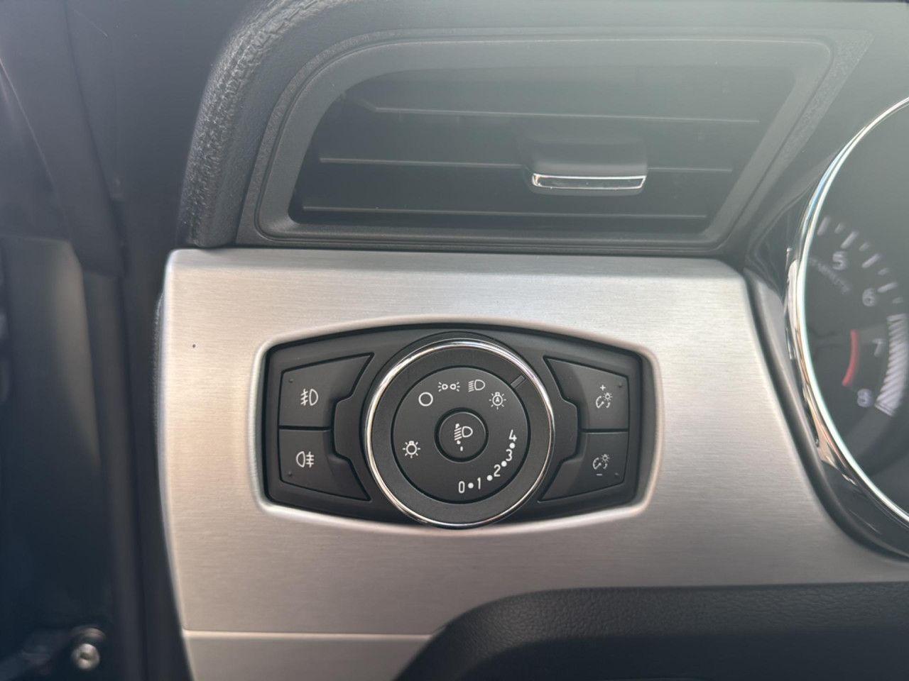 Ford Mustang GT 5.0 Convertible Automatik Xenon Leder