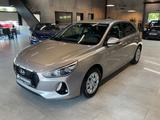Hyundai i30 Select Klima Bluetooth Tempomat PDC - Hyundai i30: Kleinwagen