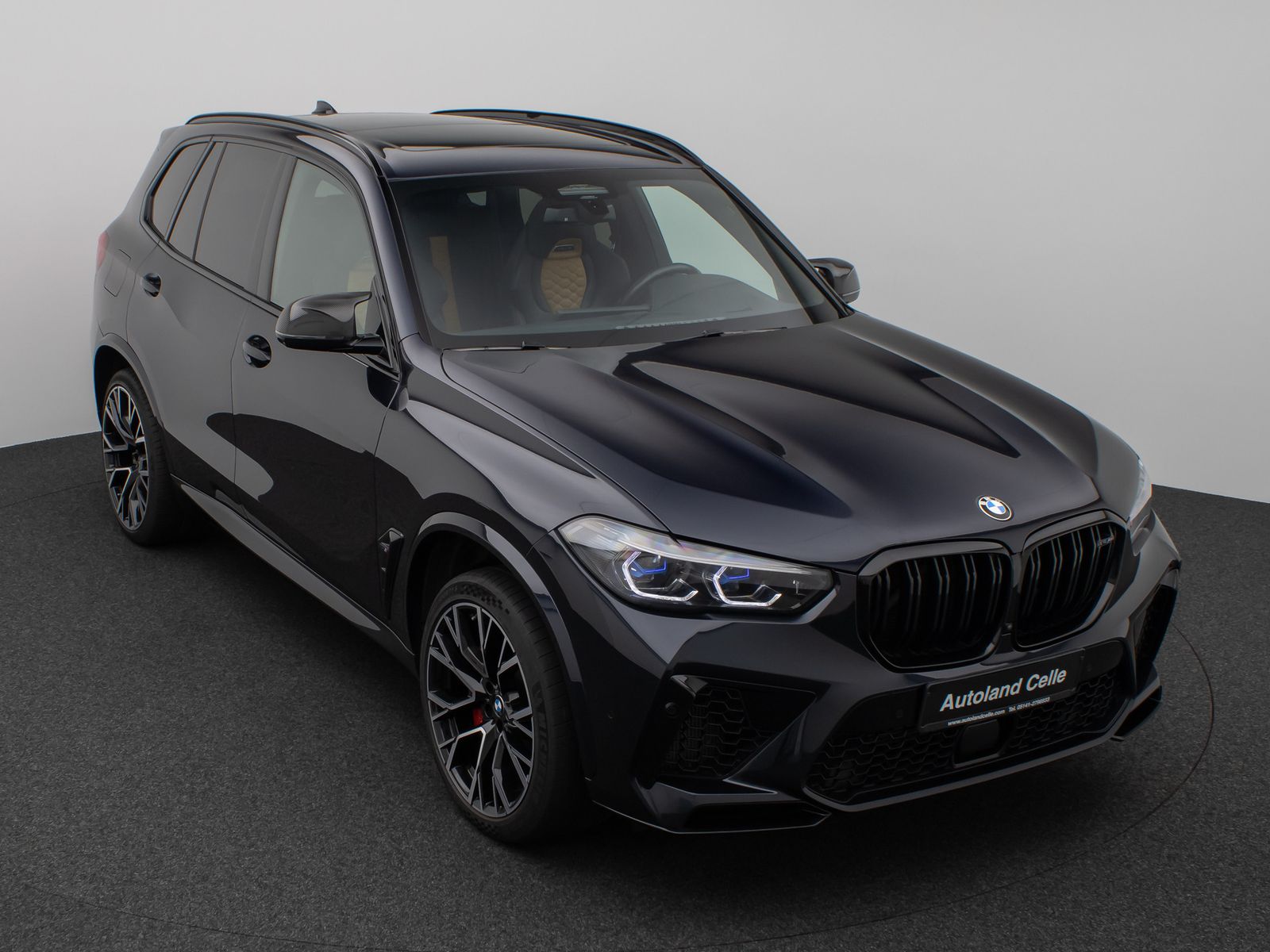 Fahrzeugabbildung BMW X5 M Competition Panoram 360°HUD B&W SoftCl VOLL