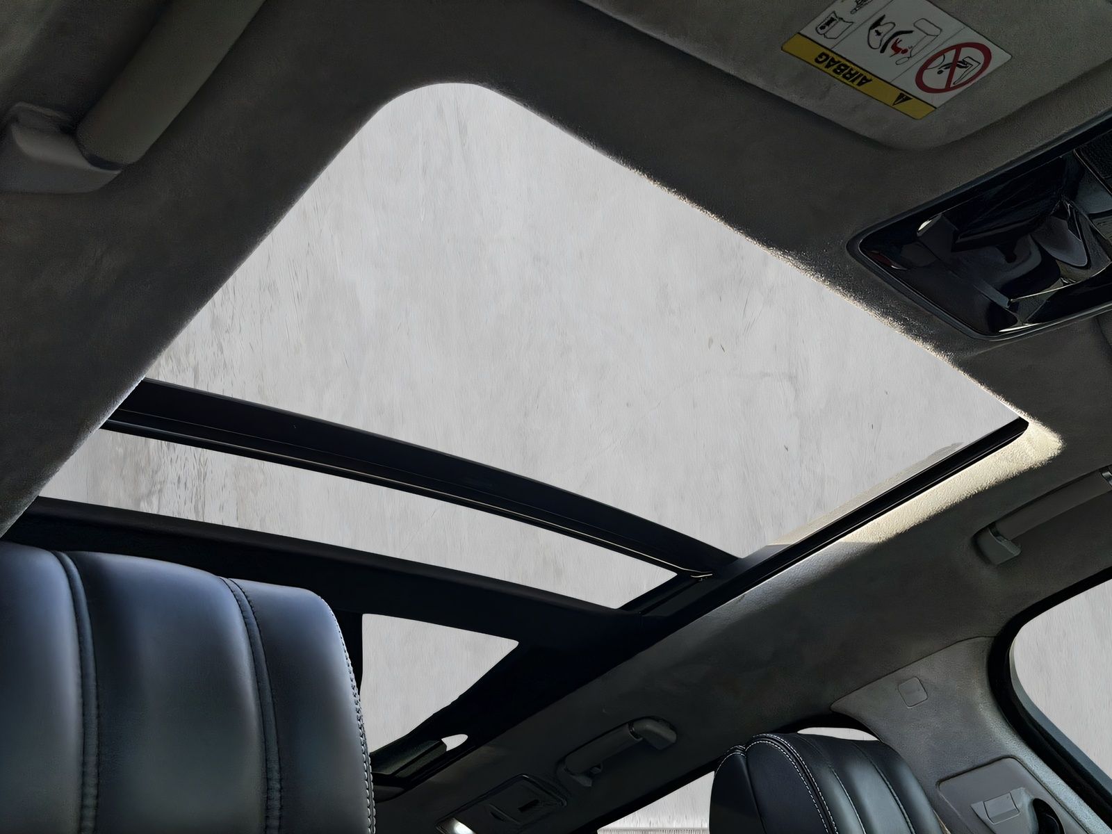 Fahrzeugabbildung Land Rover Range Rover 3.0 TDV6 Autobiography PANO*ACC*AHK