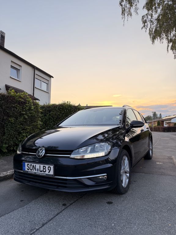 Image of Volkswagen Golf