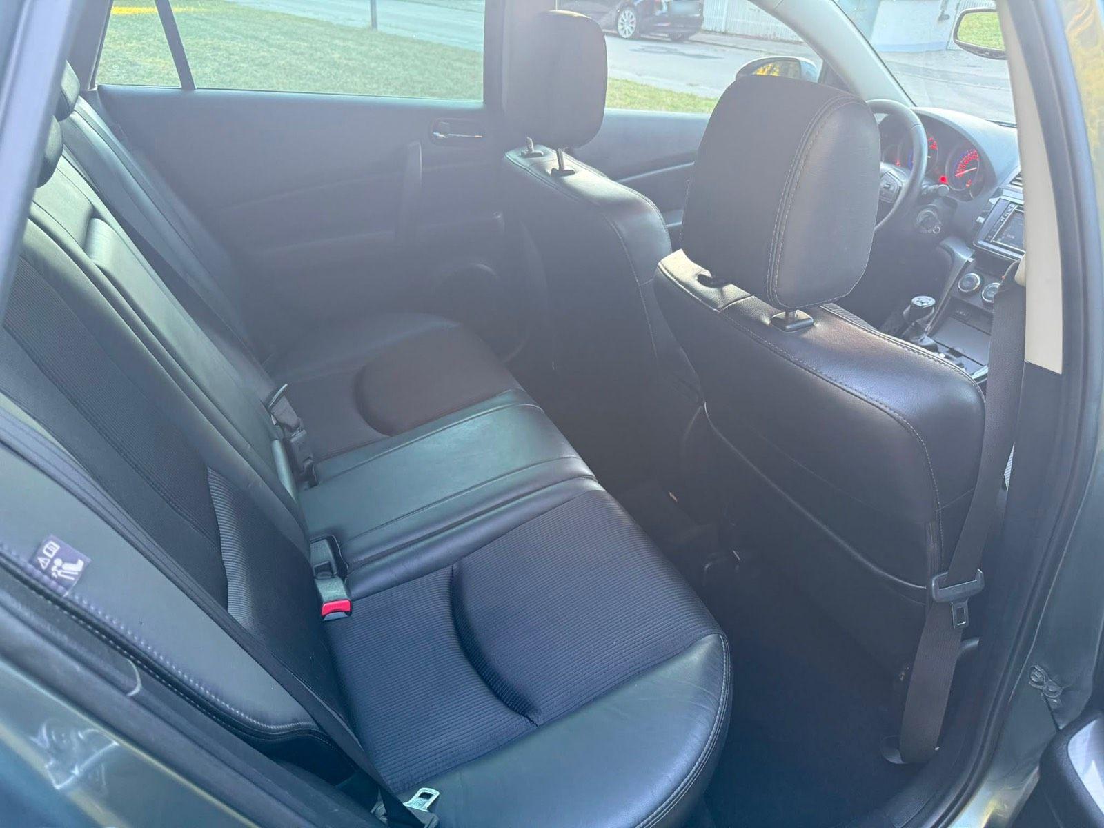 Mazda 2 2012 — photo 14