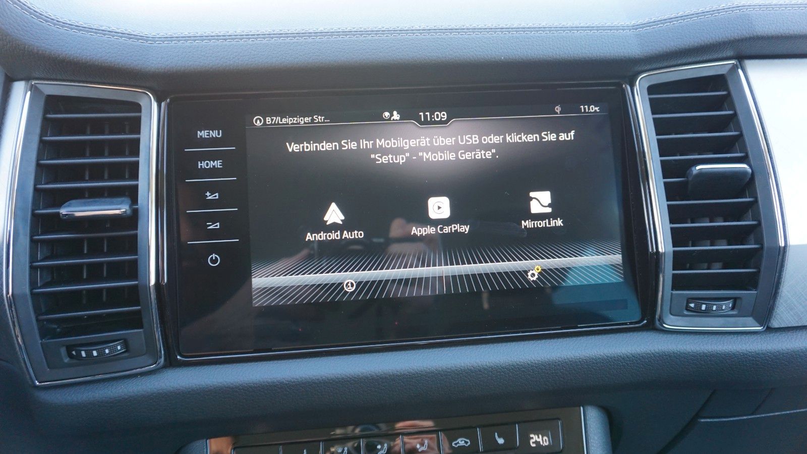 Fahrzeugabbildung SKODA Kodiaq Tour 4x4, LED,Navi,Kamera,SH,DAB,AHK