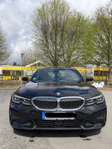 BMW 320d Sport Line Automatik Sport Line - BMW 320 mit Diesel-Antrieb: Head-Up Display, Limousine, mit Klimaautomatik