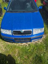 Skoda Octavia Limousine 2.0 Benzin - gebrauchte Skoda Octavia aus dem Jahr 2001
