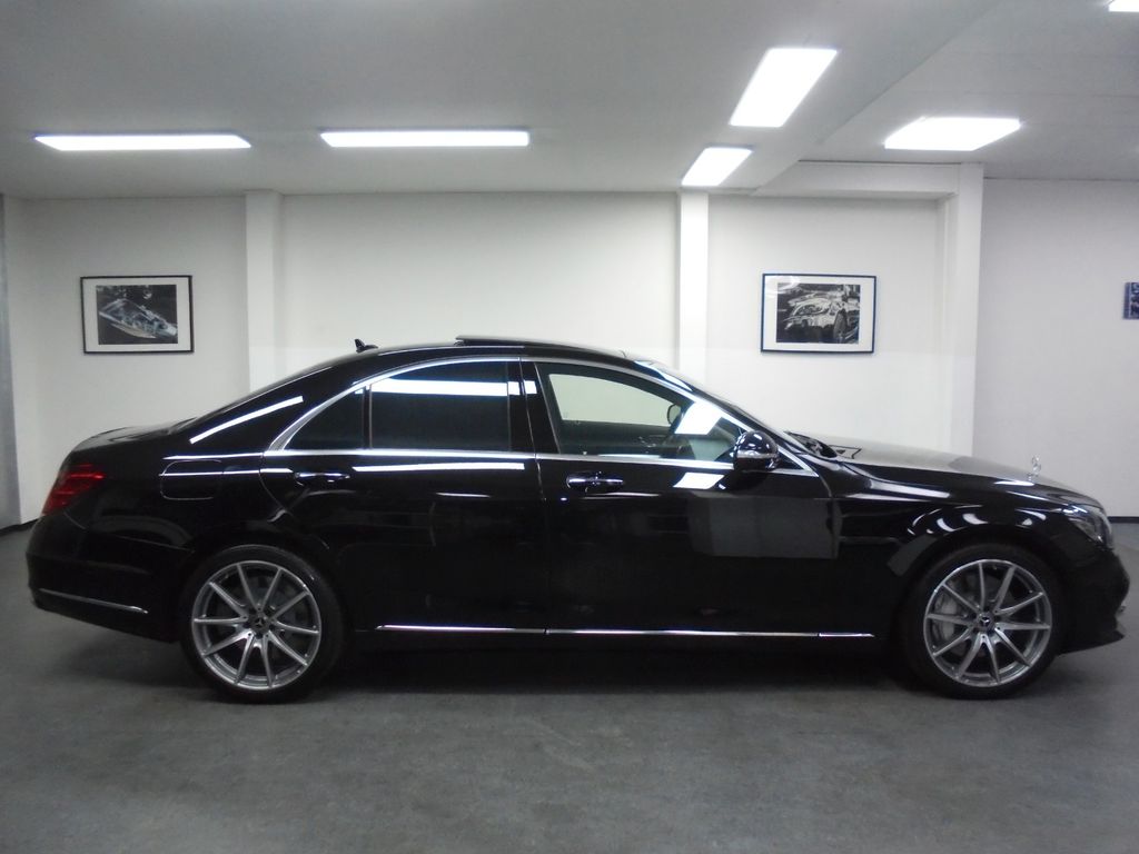 Mercedes-Benz S 560