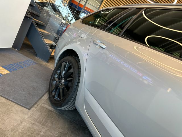 Skoda Octavia Combi Ambition *AHK*TEMPO*NAVI*2-ZONEN*