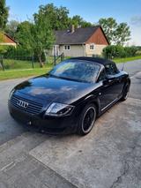 Audit TT 1.8  Roadster - sehr gepflegt, to... - Audi TT aus 2001: Roadster