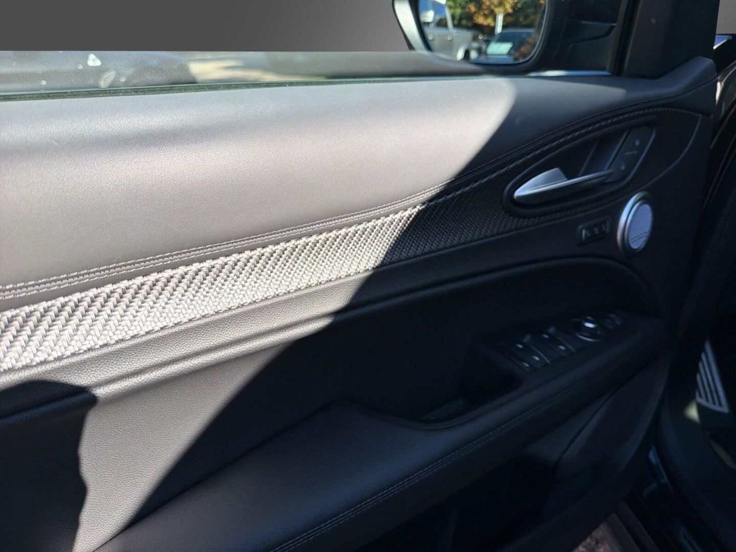 Fahrzeugabbildung Alfa Romeo Stelvio Quadrifoglio Q4 VOLL inkl. Auspuffanlage