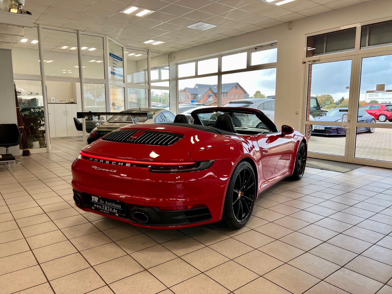 Fahrzeugabbildung Porsche 911 992 Carrera 4S Cabrio ACC, Sportabgasanlage