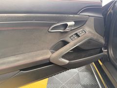 PORSCHE 718 Boxster/GTS 4.0/APPROV/GTS PAKET/BOSE/SP.CHR PORSCHE 718 Boxster/GTS 4.0/APPROV/GTS PAKET/BOSE/SP.CHR