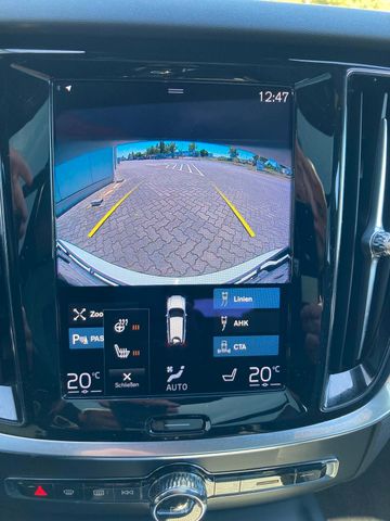 V60 B4 (Diesel) R Design (Standheiz, AHK, Pano)
