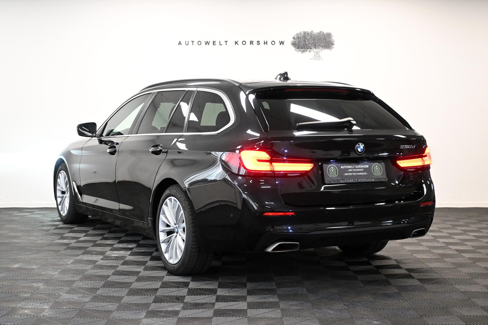 BMW 530 d *KAMERA*ACC*M LENKRAD*KEYLESS*CARPLAY *LED