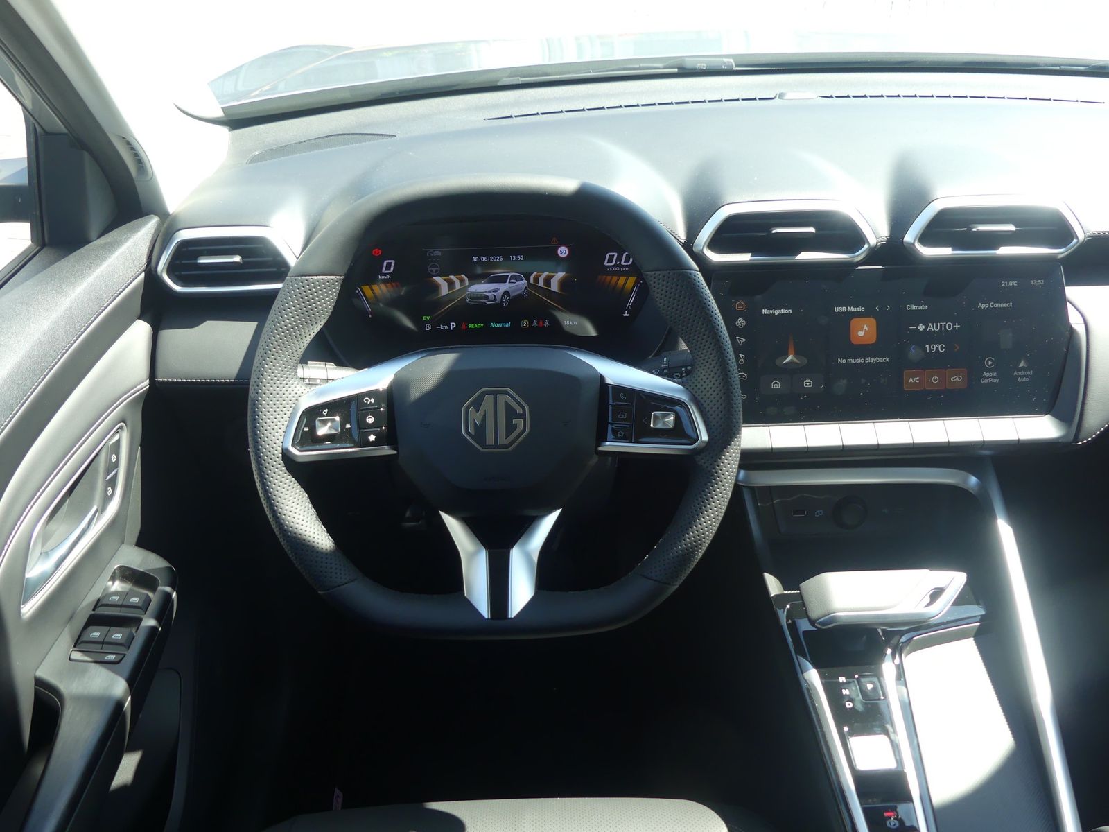 MG ZS
