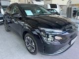 Hyundai KONA Elektro 100kW incl. 11kw OBC TREND Paket, S - Hyundai: I1o