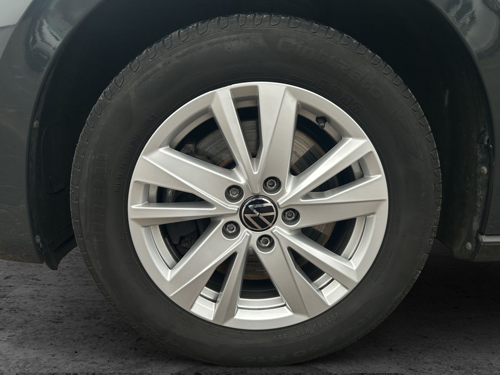 Fahrzeugabbildung Volkswagen Touran TDI Comfortline Standhzg ACC PDC SH