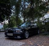 BMW E36 320i Coupé - BMW 320: Coupe, E36