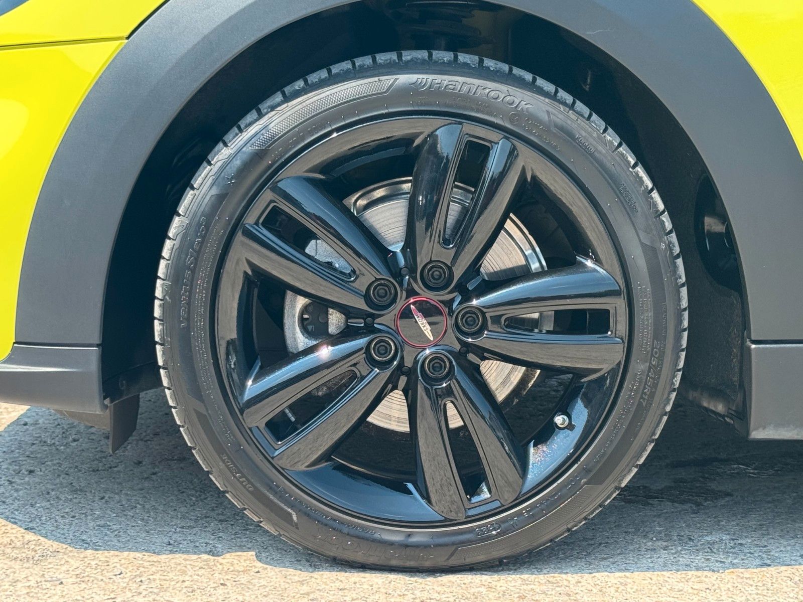 Fahrzeugabbildung MINI Cooper 1.5 JCW-Trim Panorama CarPlay DAB LHZ