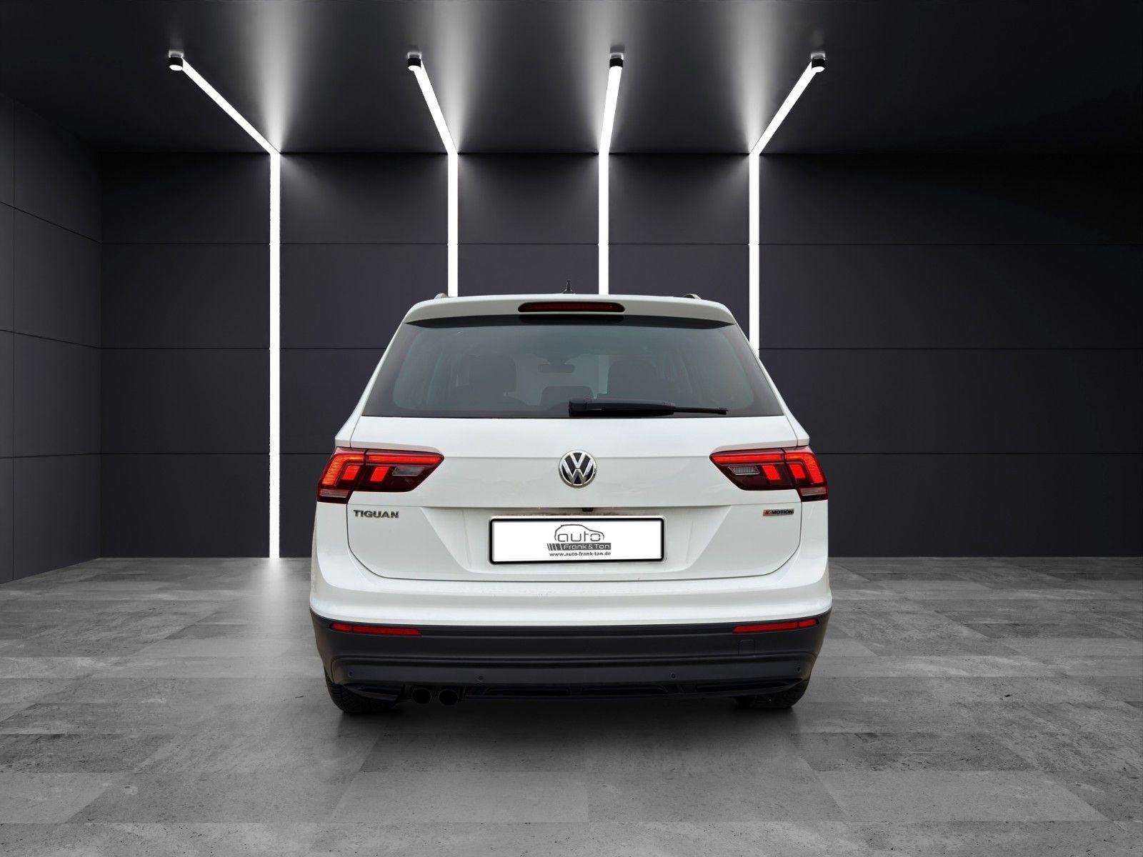 Fahrzeugabbildung Volkswagen Tiguan 4Motion*Navi*Kamera*SitzHZ*Memory*Pano*