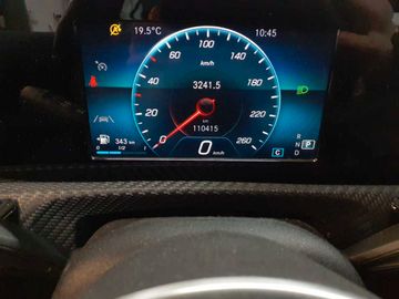 Mercedes CLA 200 - 11