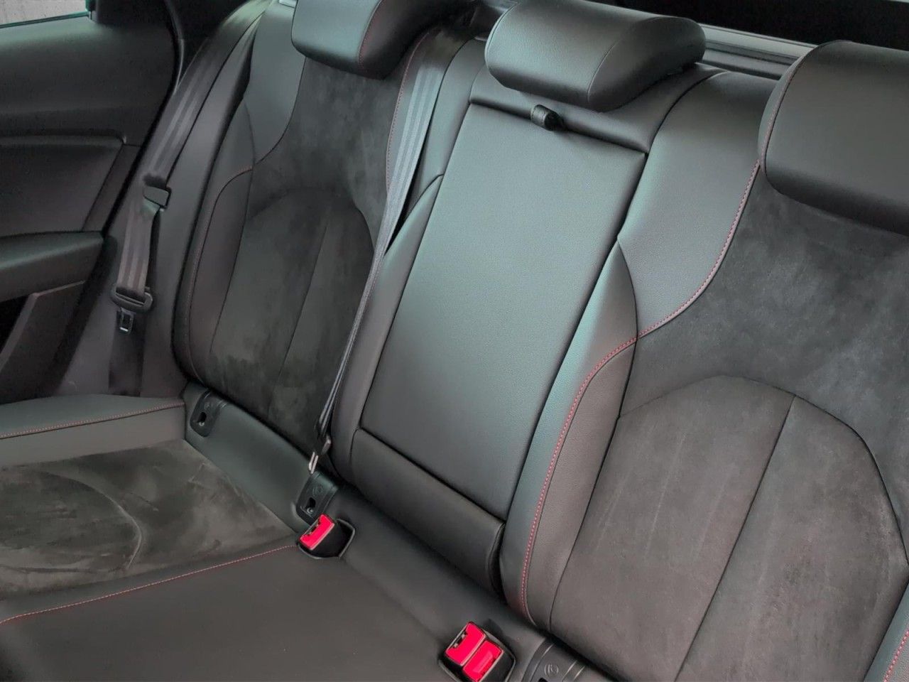Leon ST 1.4l TSI FR Klima Navi Einparkhilfe