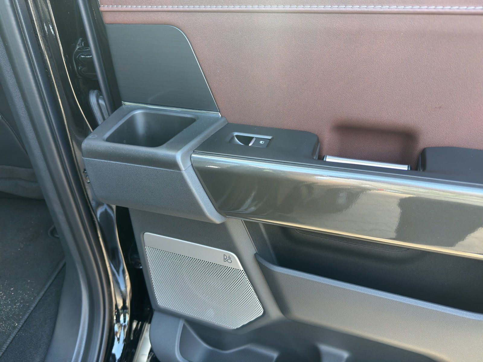 Fahrzeugabbildung Ford F-150 Lariat BLACK 4x4 NAVI/AHK/360°/PANORAMA