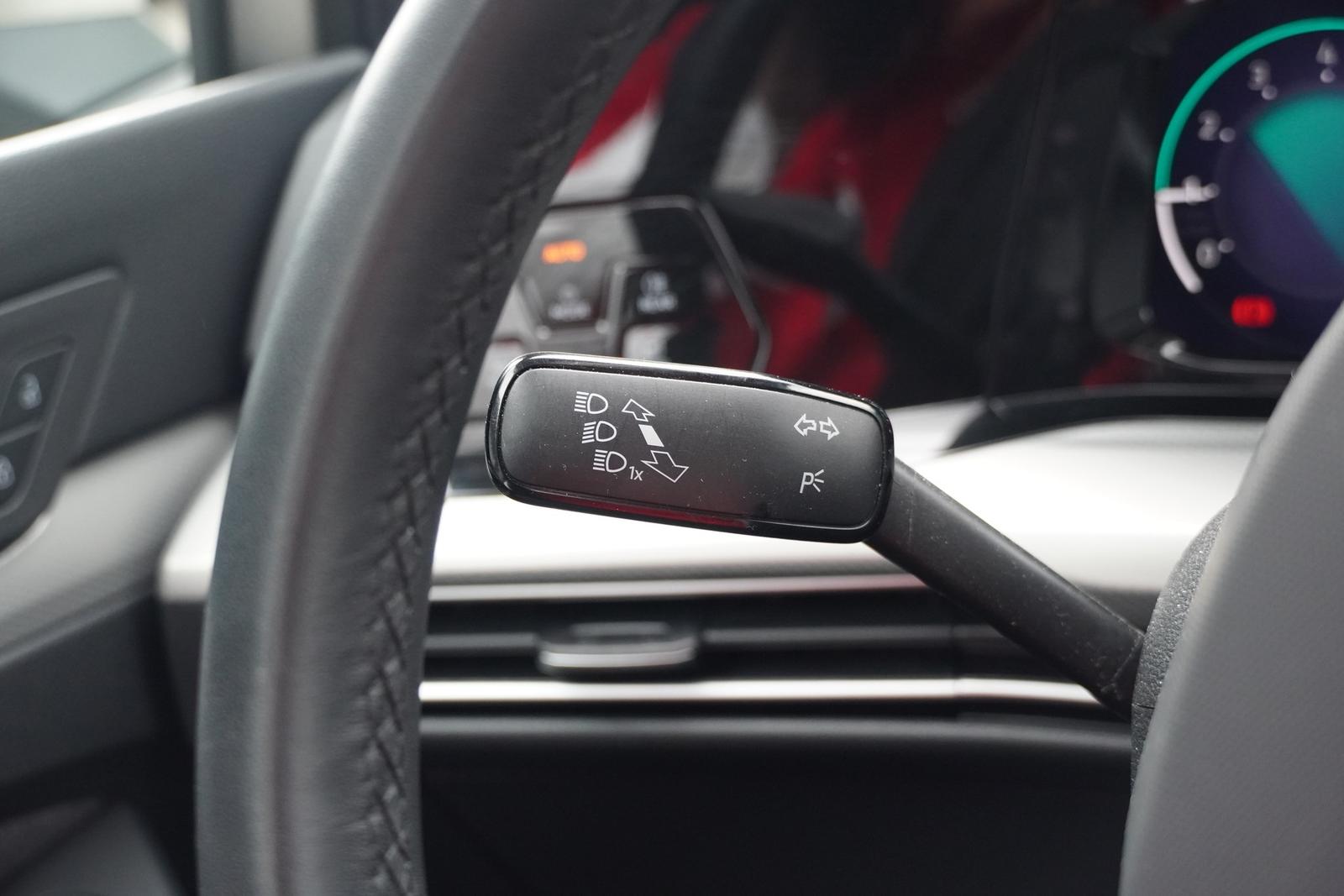 Volkswagen Golf VIII Variant 1.0 Move ACC Android Apple AHK, миниатюра 28