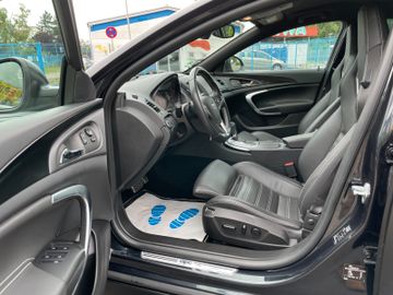 Opel Insignia - 8