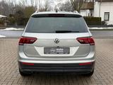 Volkswagen Tiguan 2.0 TDI, iQ, Navi, Scheckh., Service neu - Volkswagen Tiguan mit Diesel-Antrieb: Silber, mit Klimaanlage
