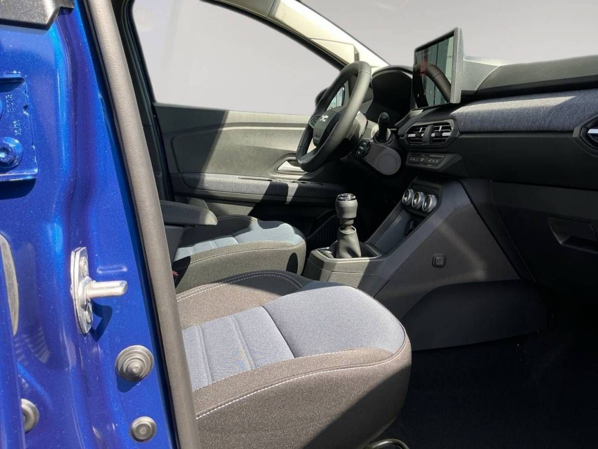 Fahrzeugabbildung Dacia Sandero Journey TCe 100