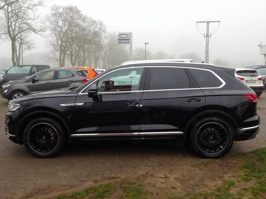 Fahrzeugabbildung Volkswagen Touareg 3.0 V6 TDI Elegance  4Motion