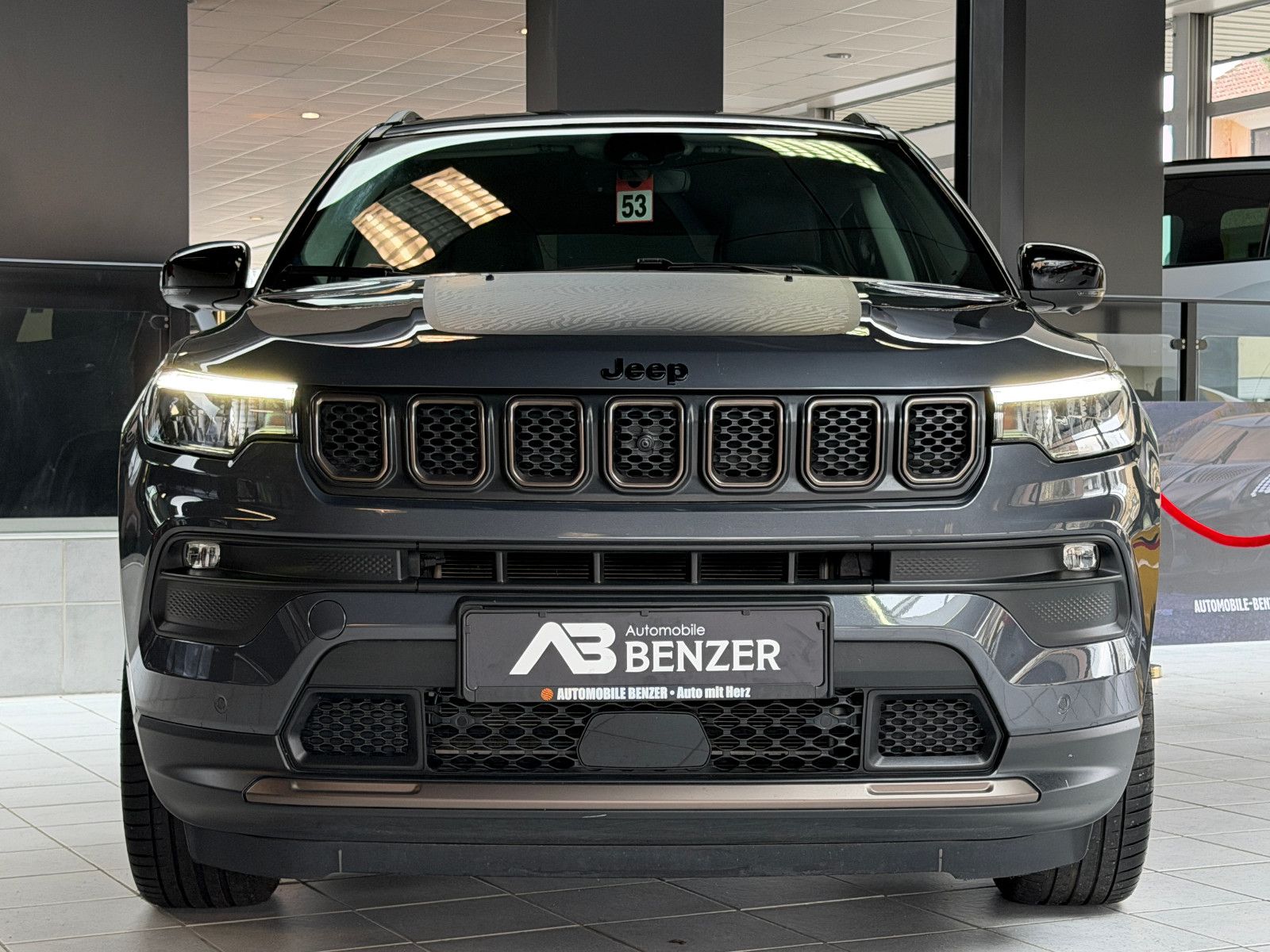 Fahrzeugabbildung Jeep Compass Upland/ALIPINE-SOUND/360°KAM/CARPLAY