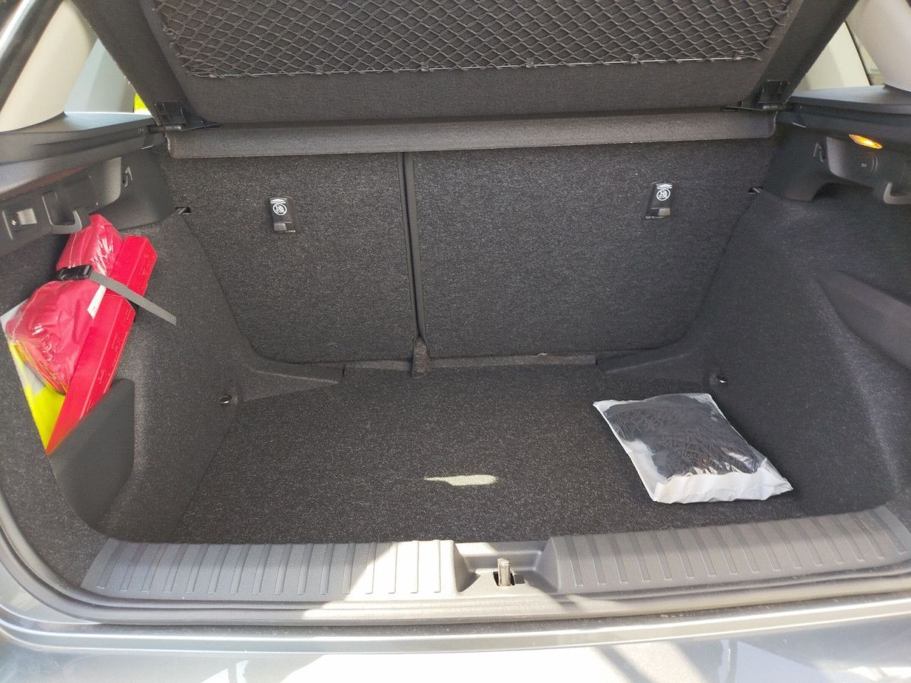 Fahrzeugabbildung SKODA Kamiq Selection S85/1.0 A7F