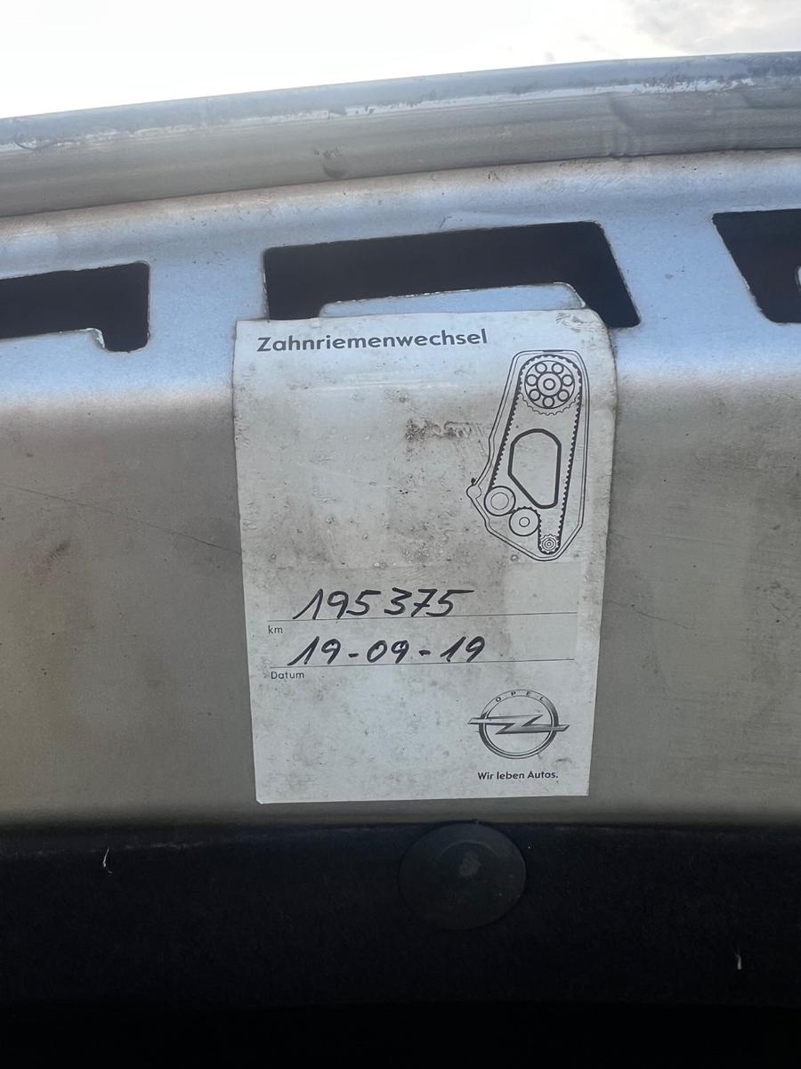 Opel Astra J Sports Tourer Edition