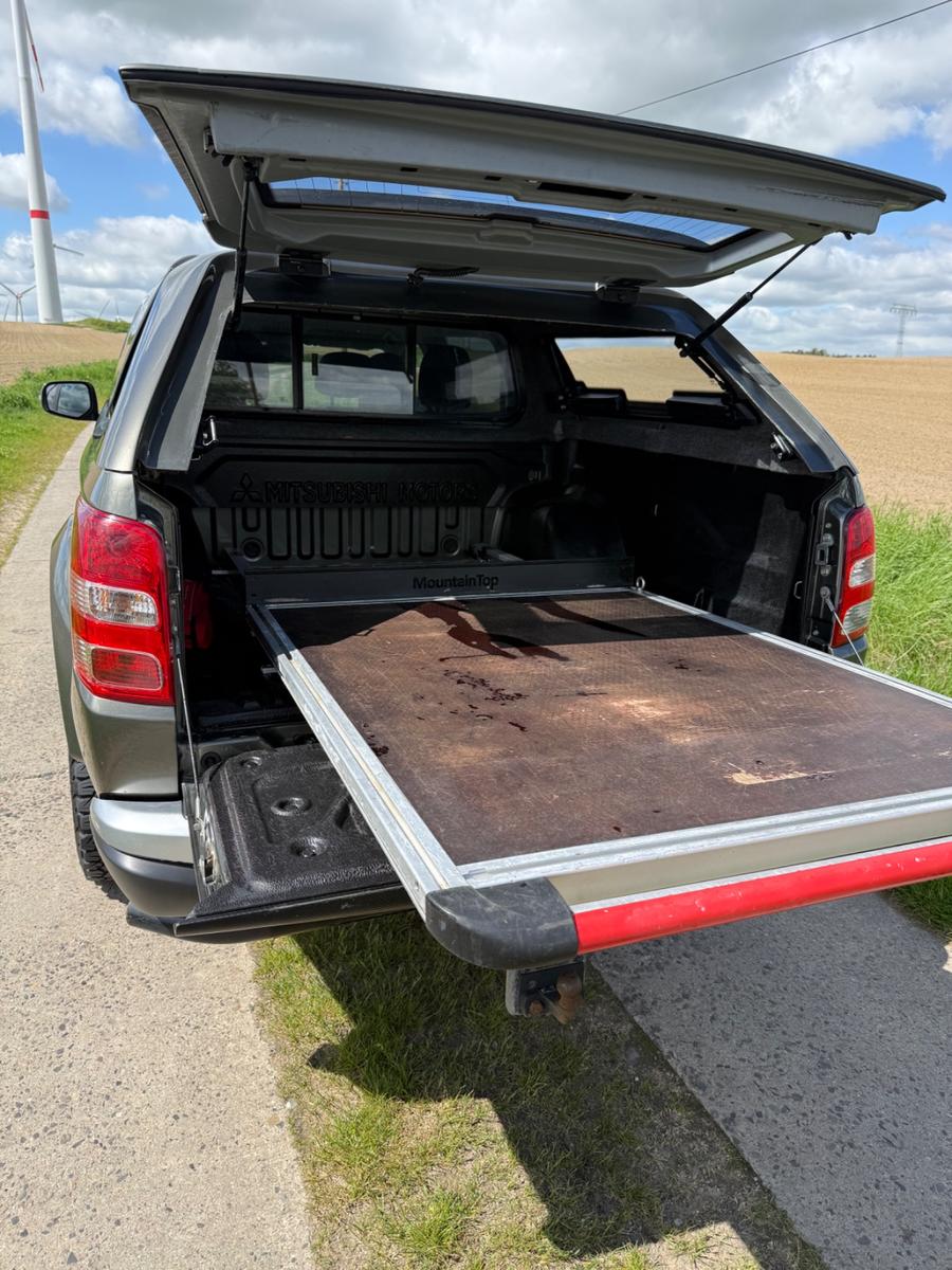 Mitsubishi L200