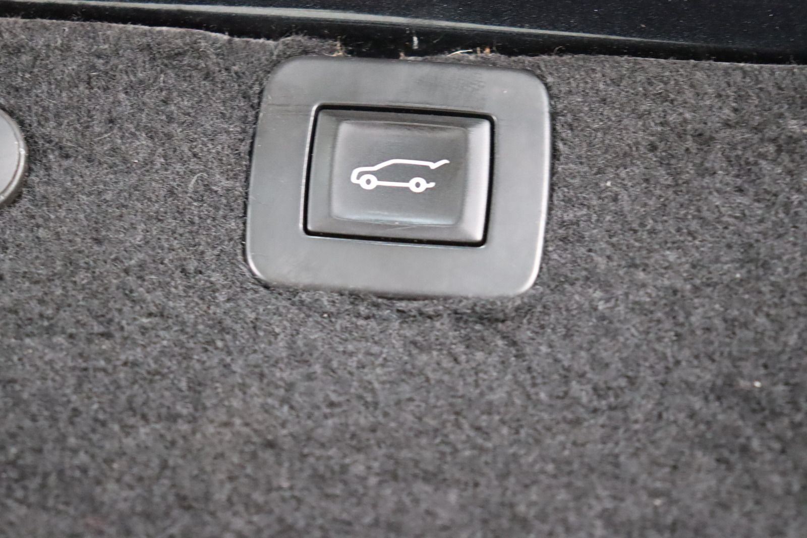 Fahrzeugabbildung Opel Insignia A Sports Tourer 2.0 CDTi Sport