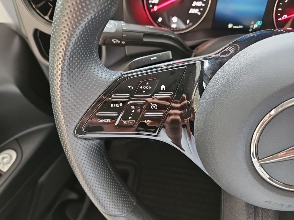 Fahrzeugabbildung Mercedes-Benz Vito 116 Kasten extralang MOPF2 Nav RFK 270° SHZ